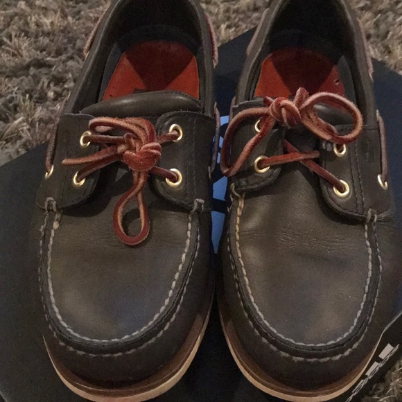 mens navy timberland boat shoes